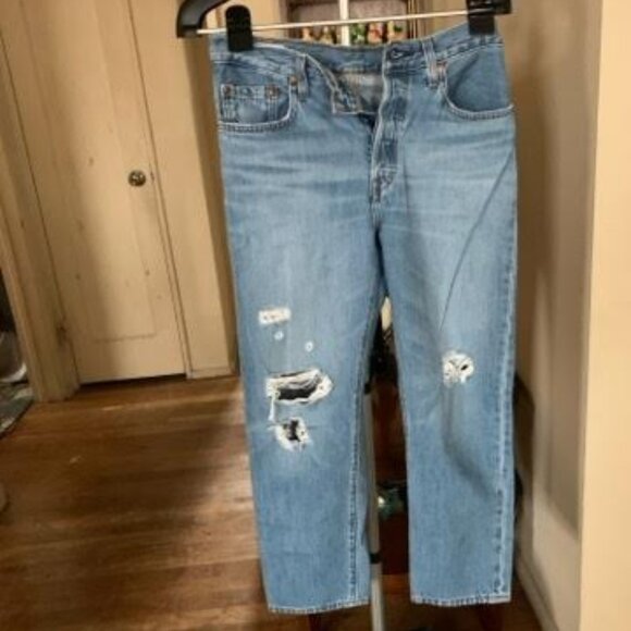 Levi's button fly501 jeans